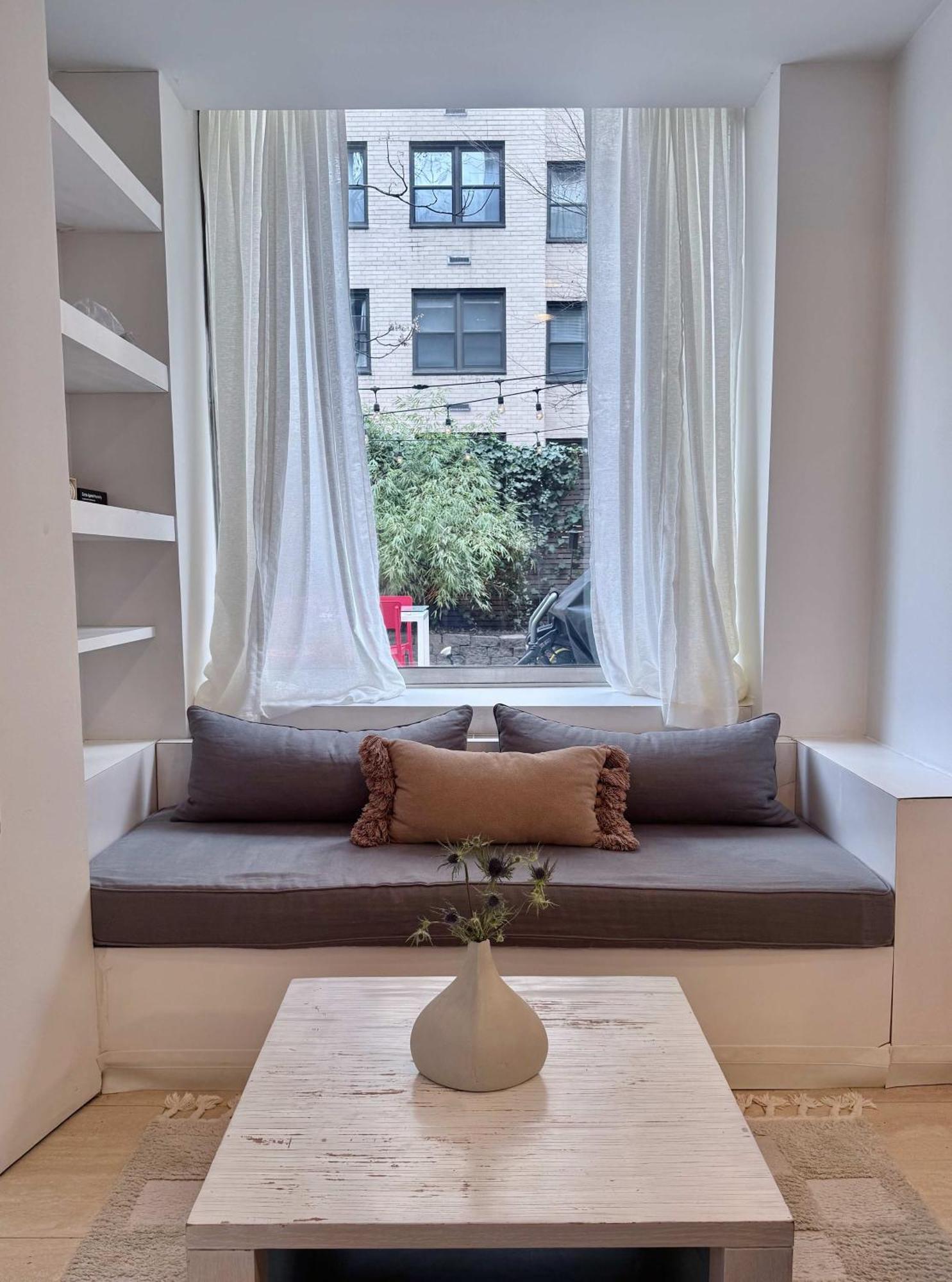 Private Beautiful Townhome W Zen Garden New York City