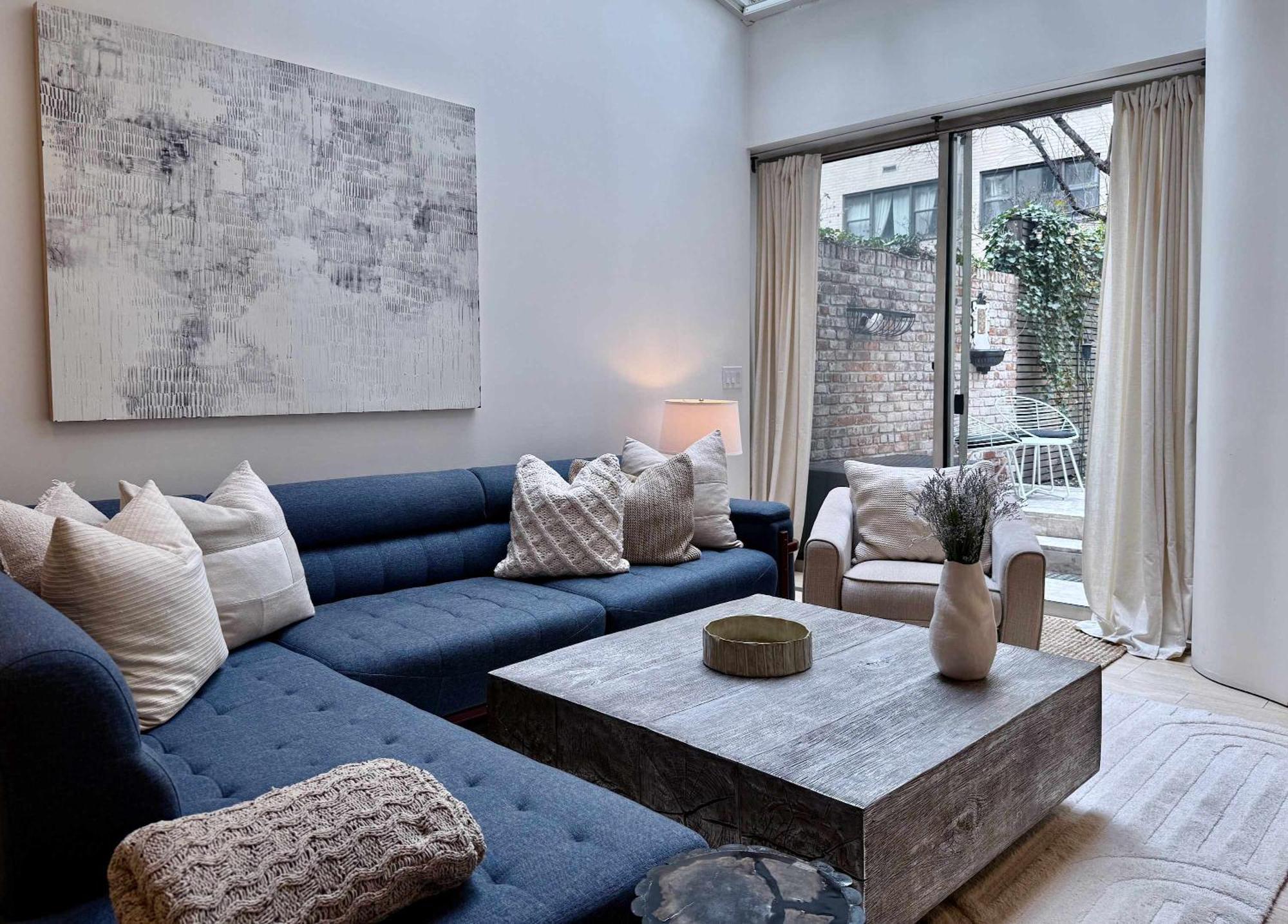Private Beautiful Townhome W Zen Garden New York City