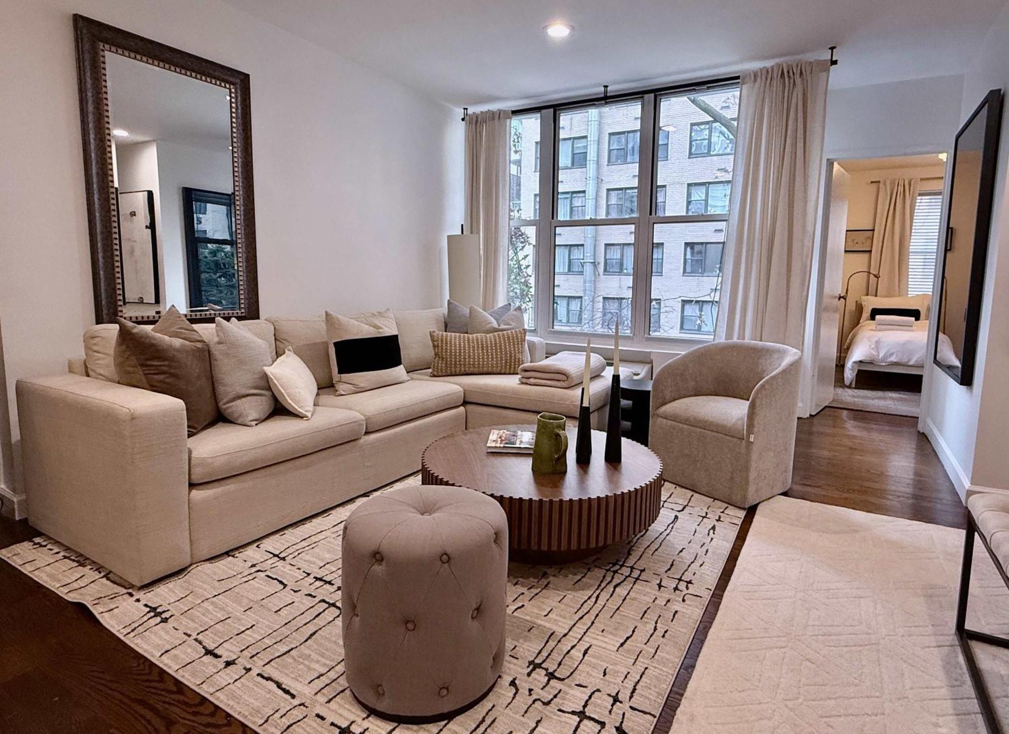 Appartement Designer In Diplomat District *