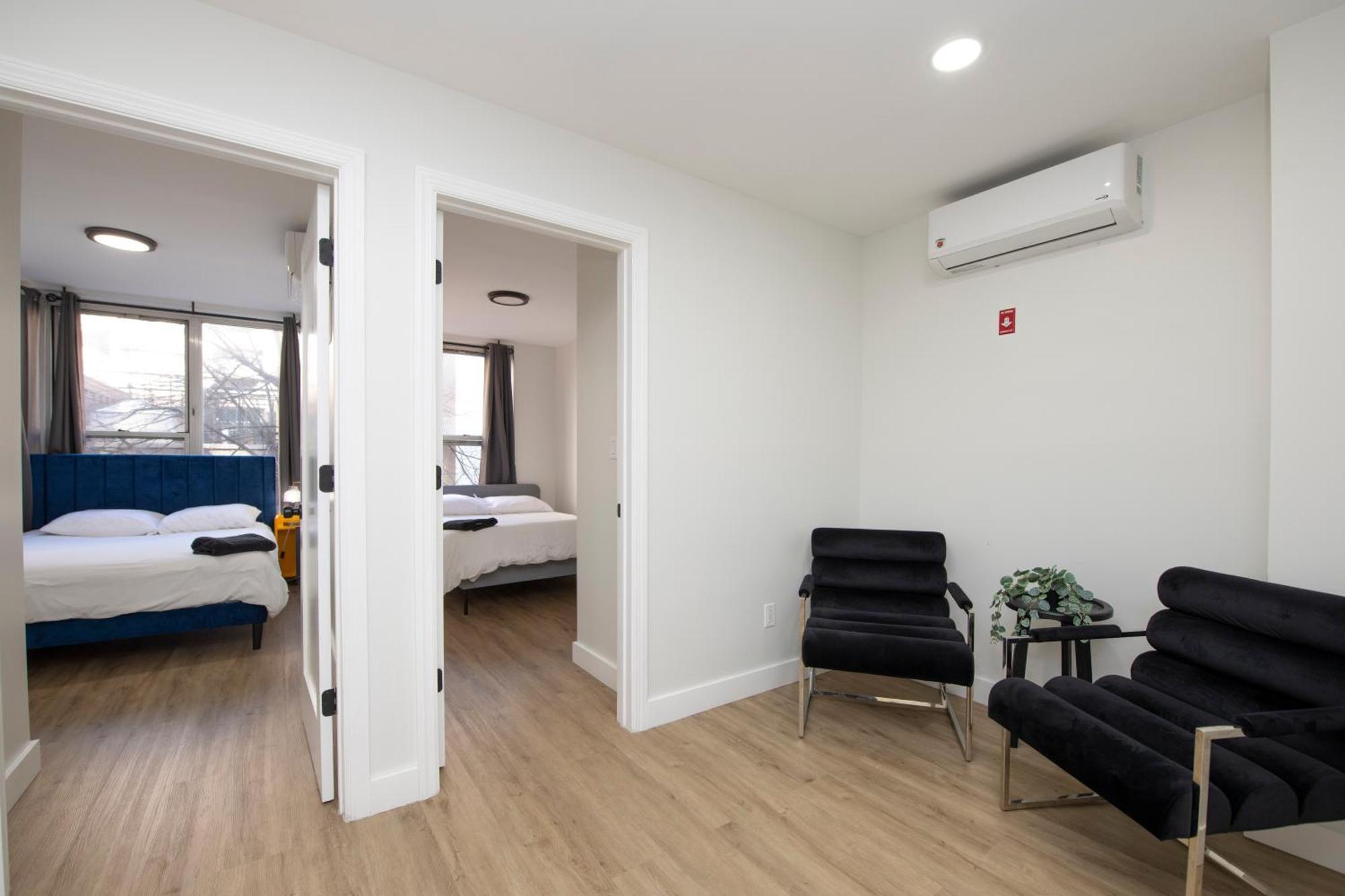 Sophisticated 4 Bedroom Duplex With Private Rooftop * New York