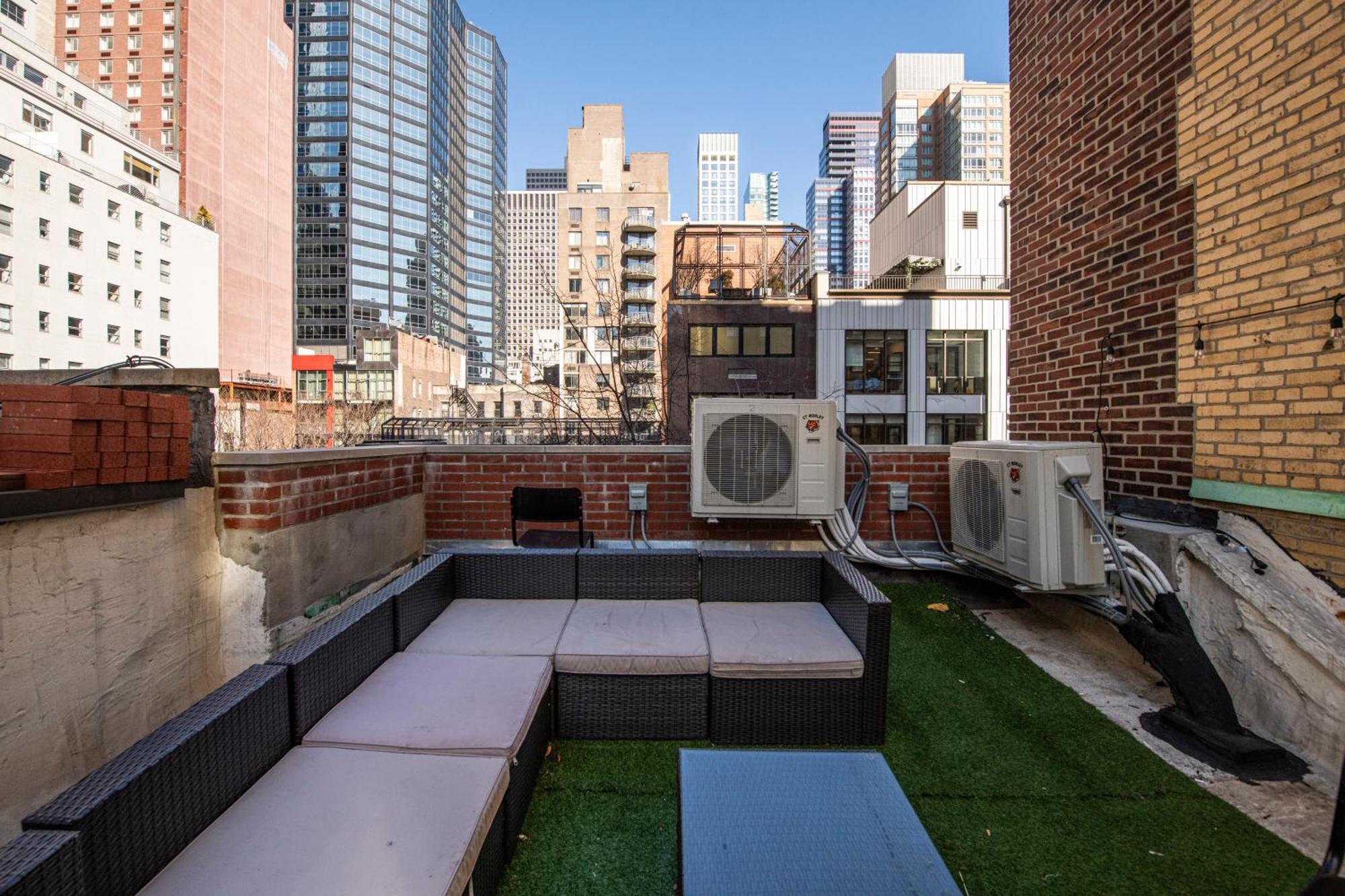 Appartement Sophisticated 4 Bedroom Duplex With Private Rooftop *