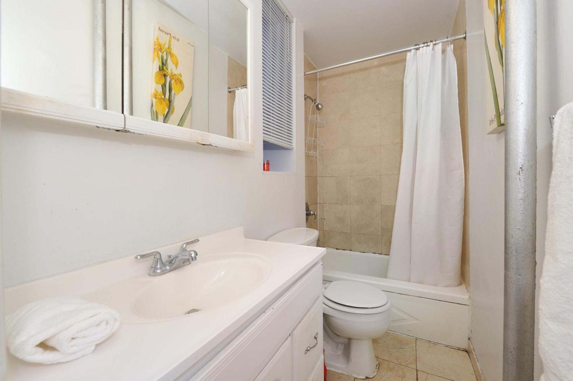 Midtown West Furnished 3br Perfect Share New York