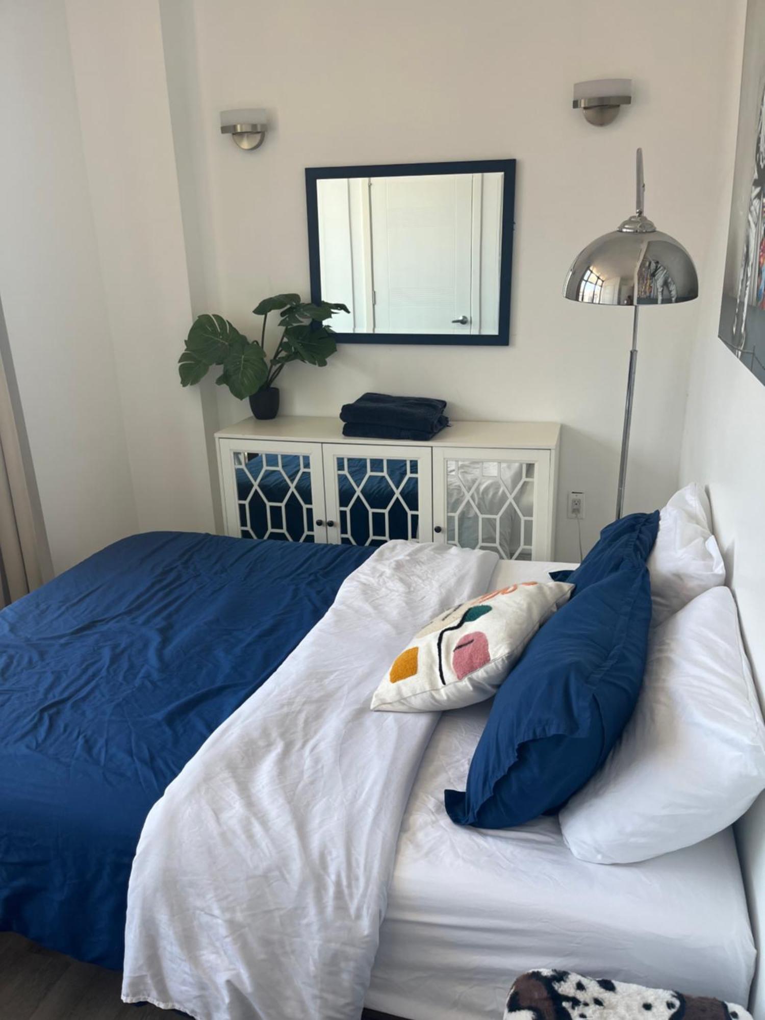 Luxury In Little Italy Private Balcony Appartement