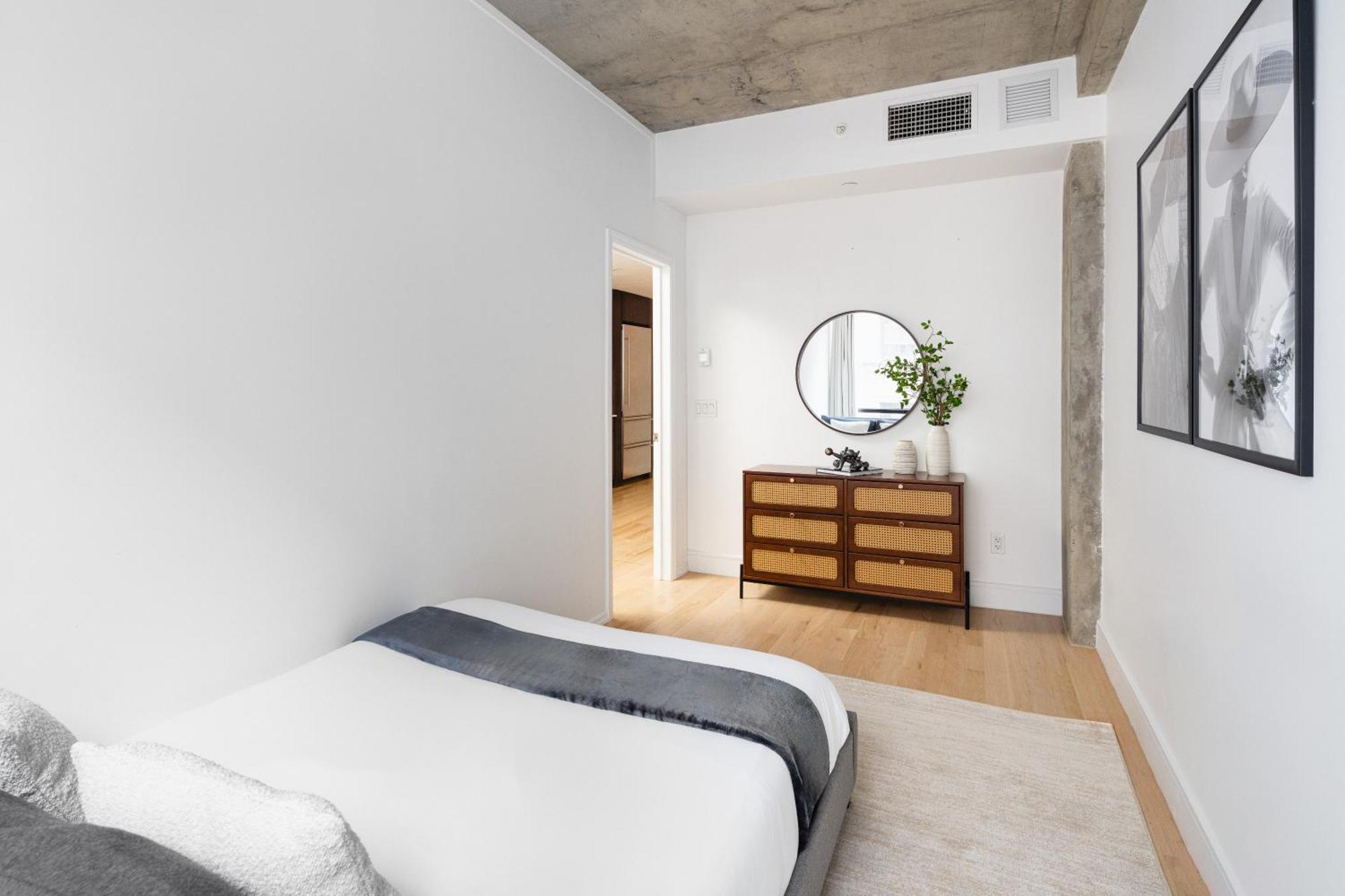 Apartment Stunning With Patio In Manhattan *