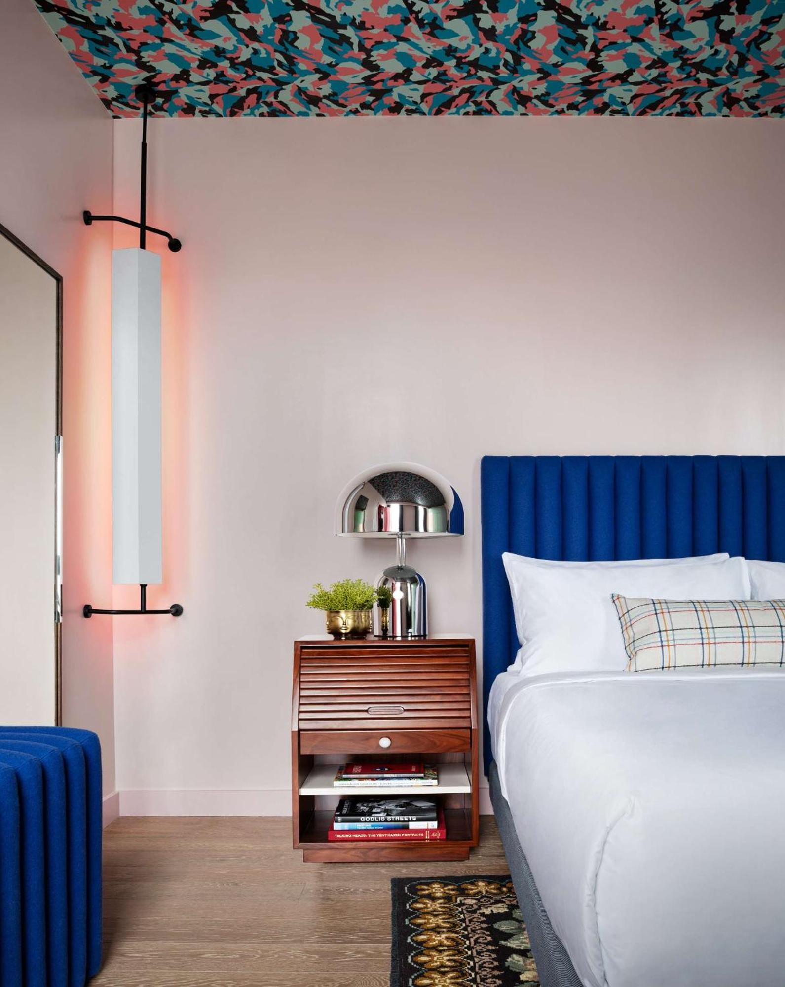 Graduate Roosevelt Island Hotel New York