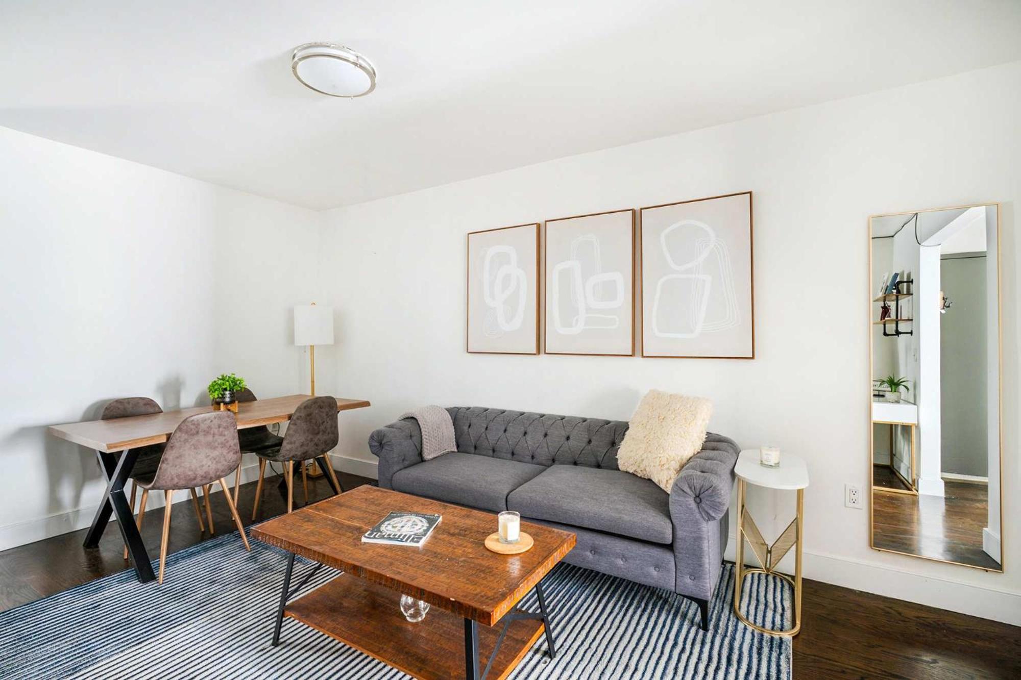 39-3 Newly Renovated 3 Bedroom Prime Midtown Sleeps 6 Appartement