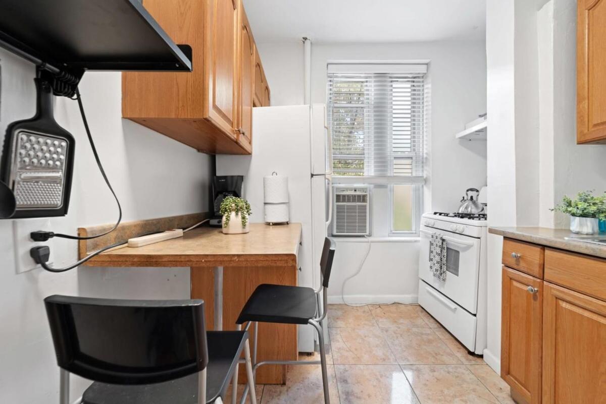 Convenient 2br - Walking Distance To Times Square Appartement New York