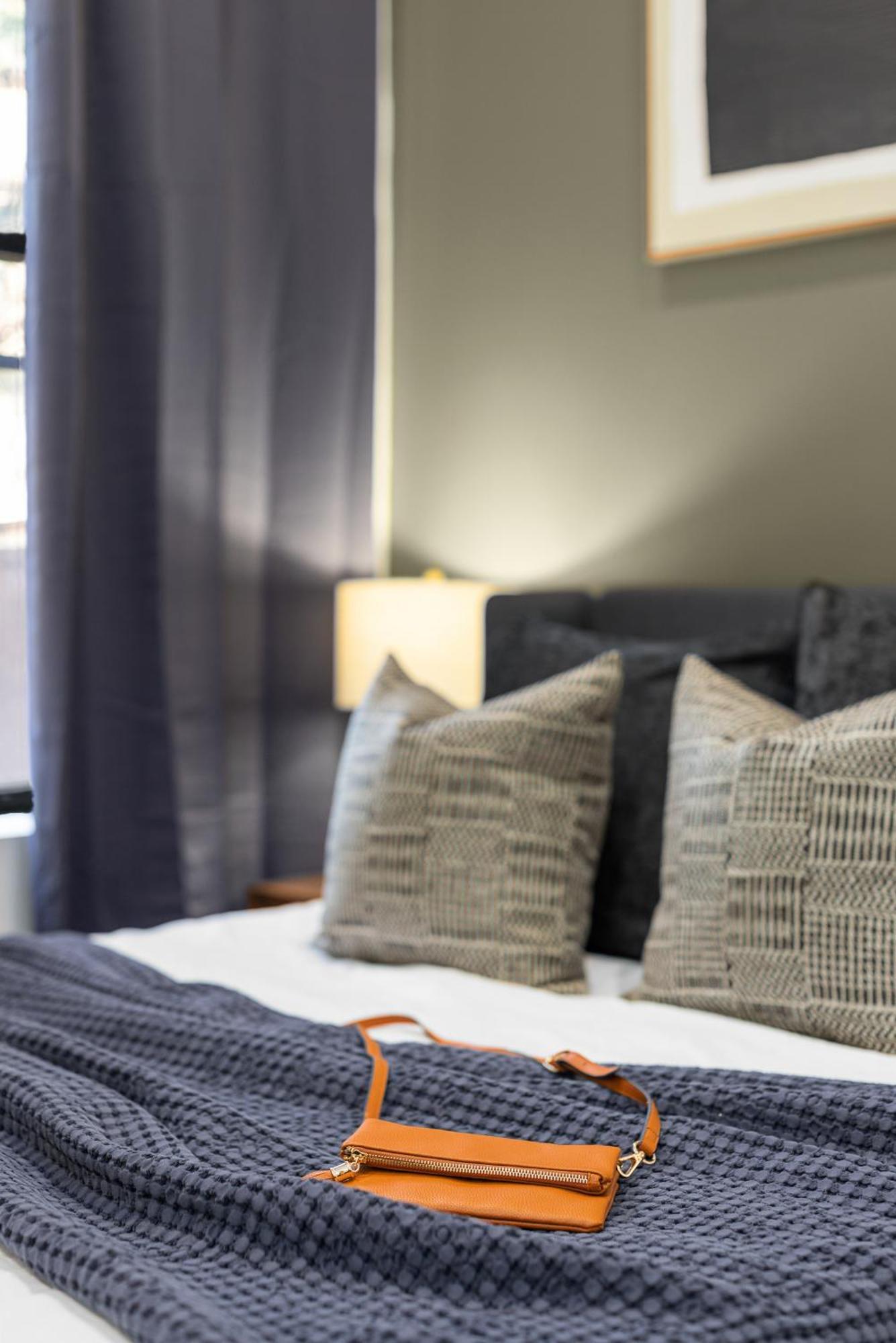Stylish 3br Designer In Harlem With Parking Appartamento New York