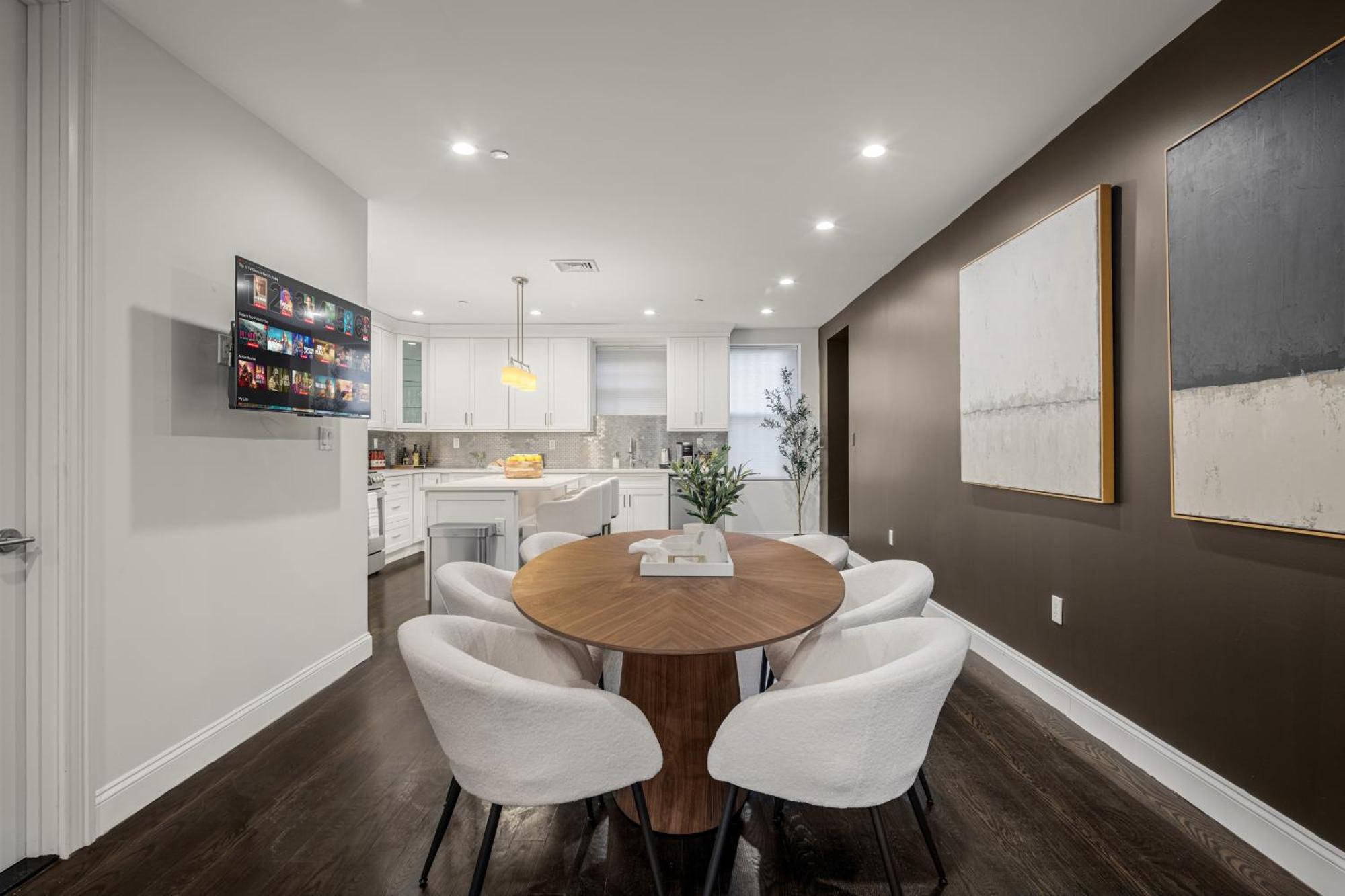 Appartamento Stylish 3br Designer In Harlem With Parking New York