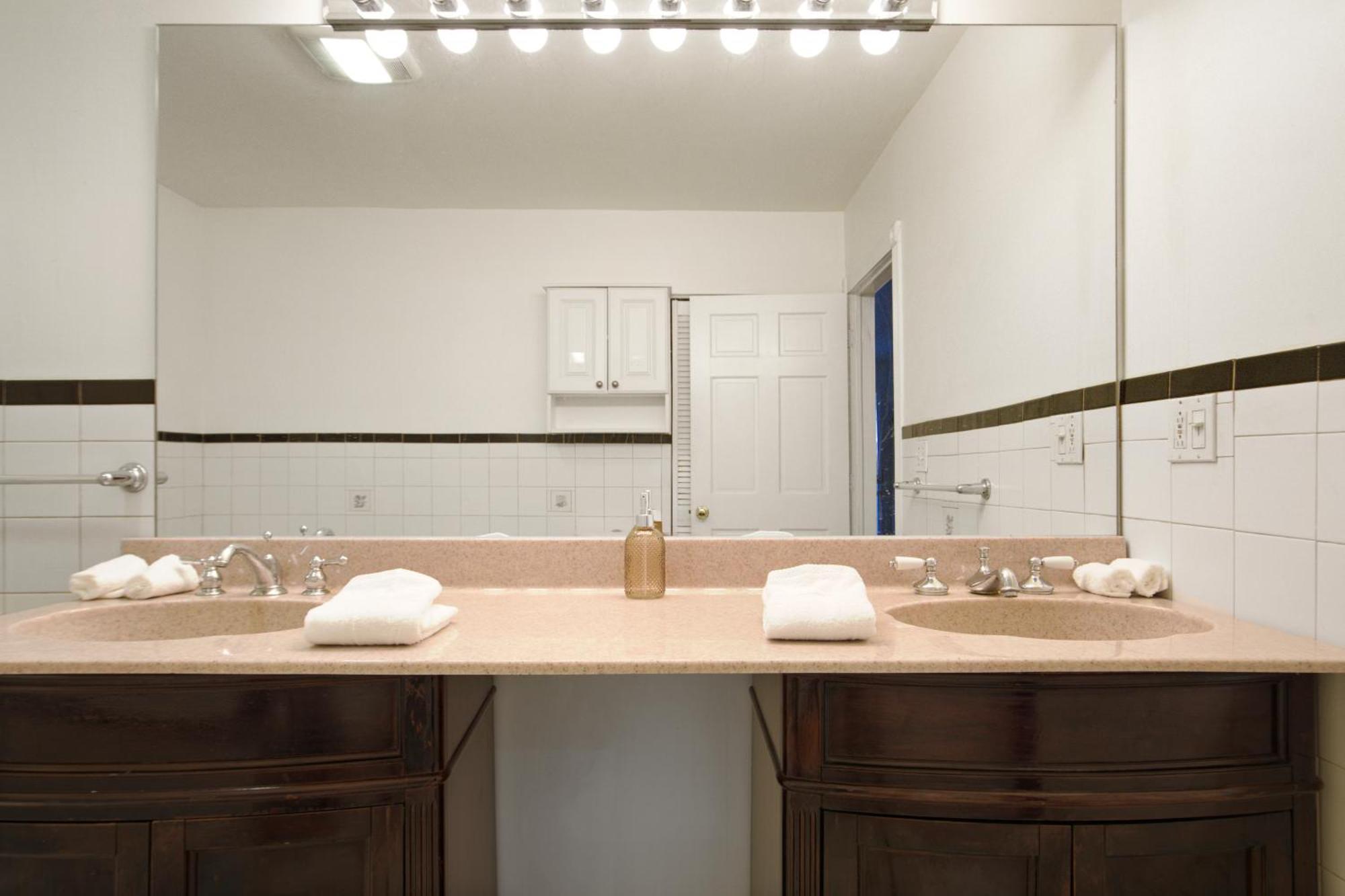 Apartamento 3br Nyc Brownstone Game Backyard Patio *