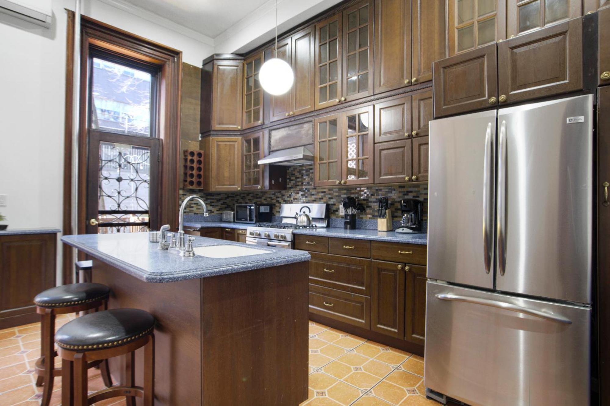 Apartamento 3br Nyc Brownstone Game Backyard Patio *