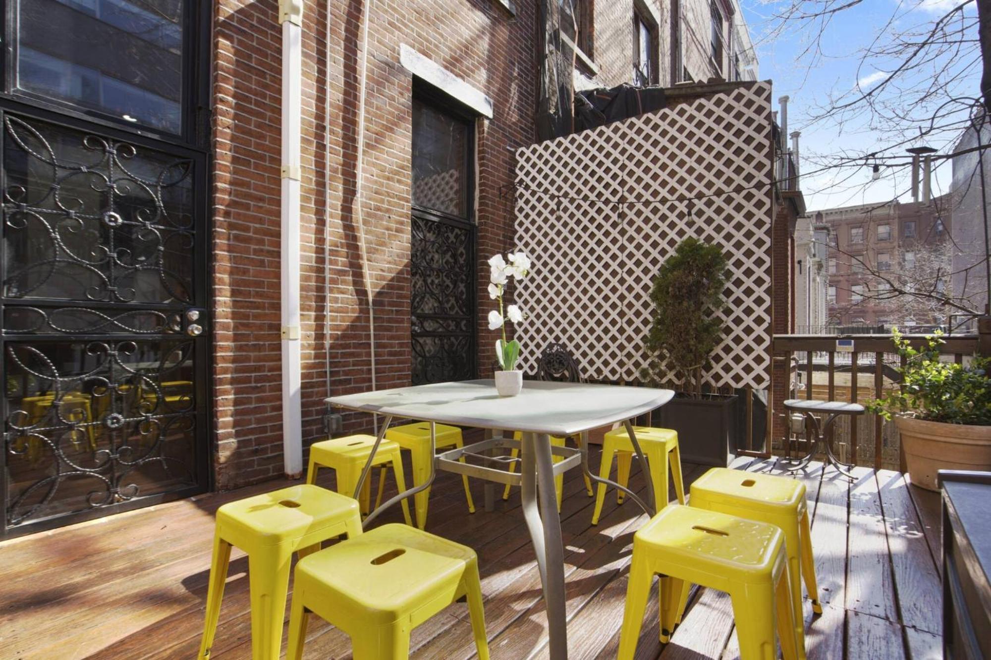 Apartamento 3br Nyc Brownstone Game Backyard Patio