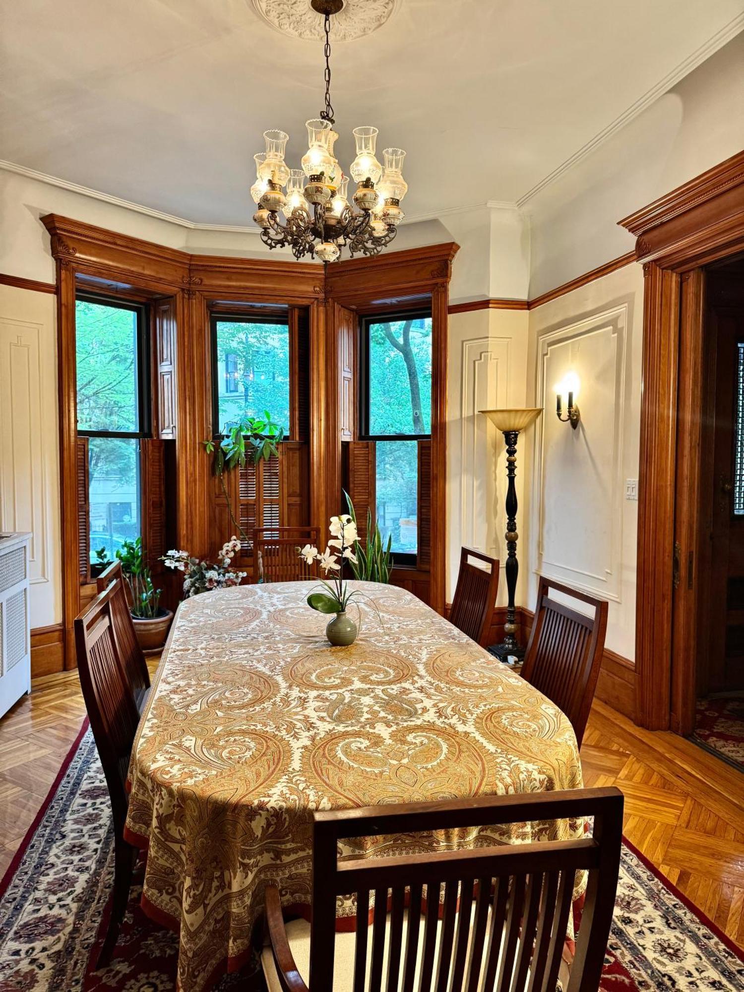 Plg House * New York
