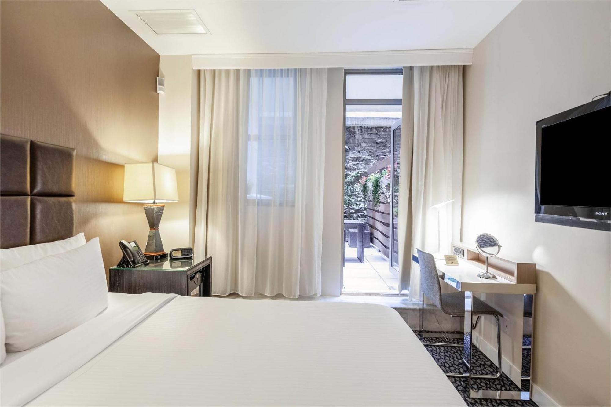 The Historic Blue Angel Lexington Ave, Ascend Collection Hotel New York