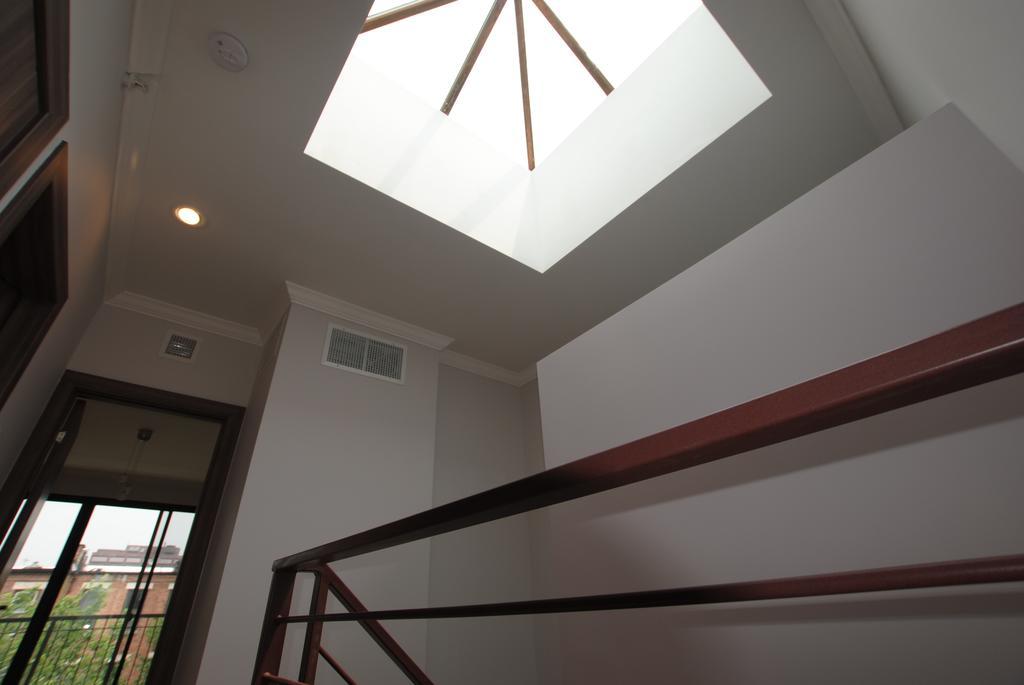 Historic Harlem Duplex Appartement New York