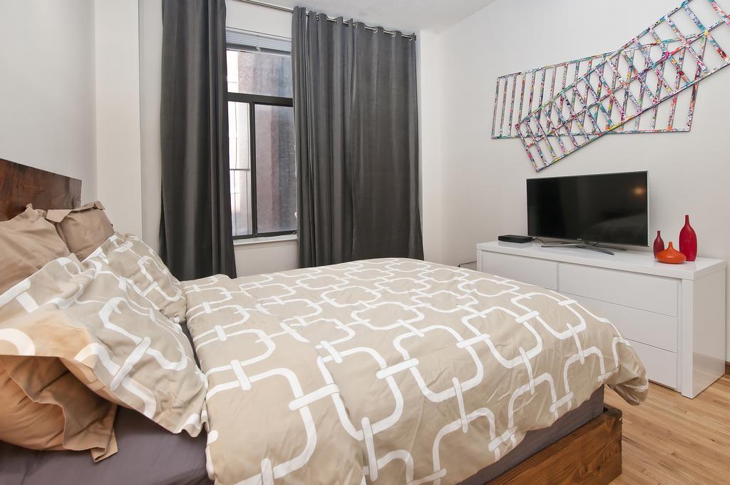 Luxury Next To Times Square New York