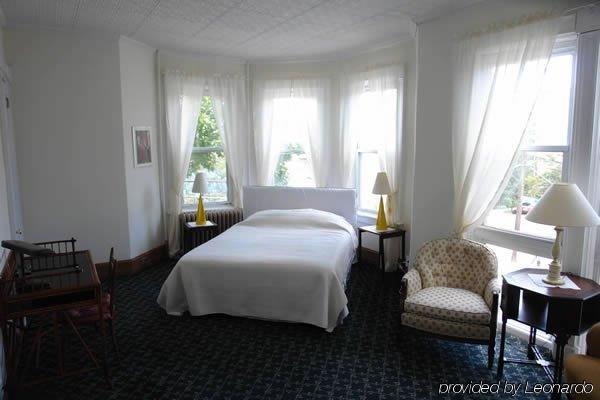 Place 2* New York City