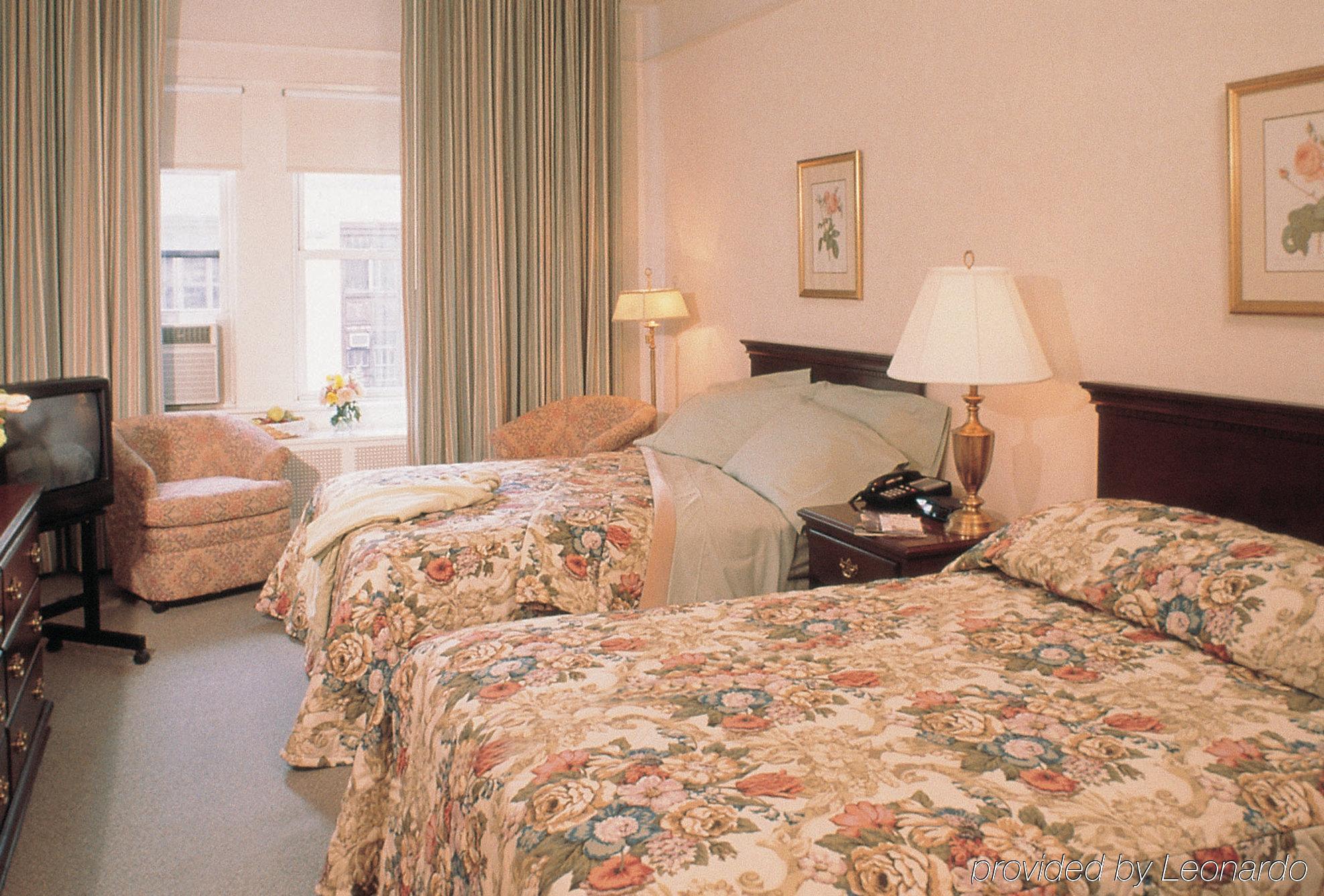 Salisbury Hotel 3*