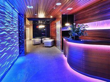 Condor Hotel Brooklyn Hotel 4*