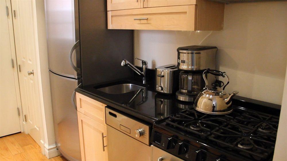 Hotel East Village Suites 3*