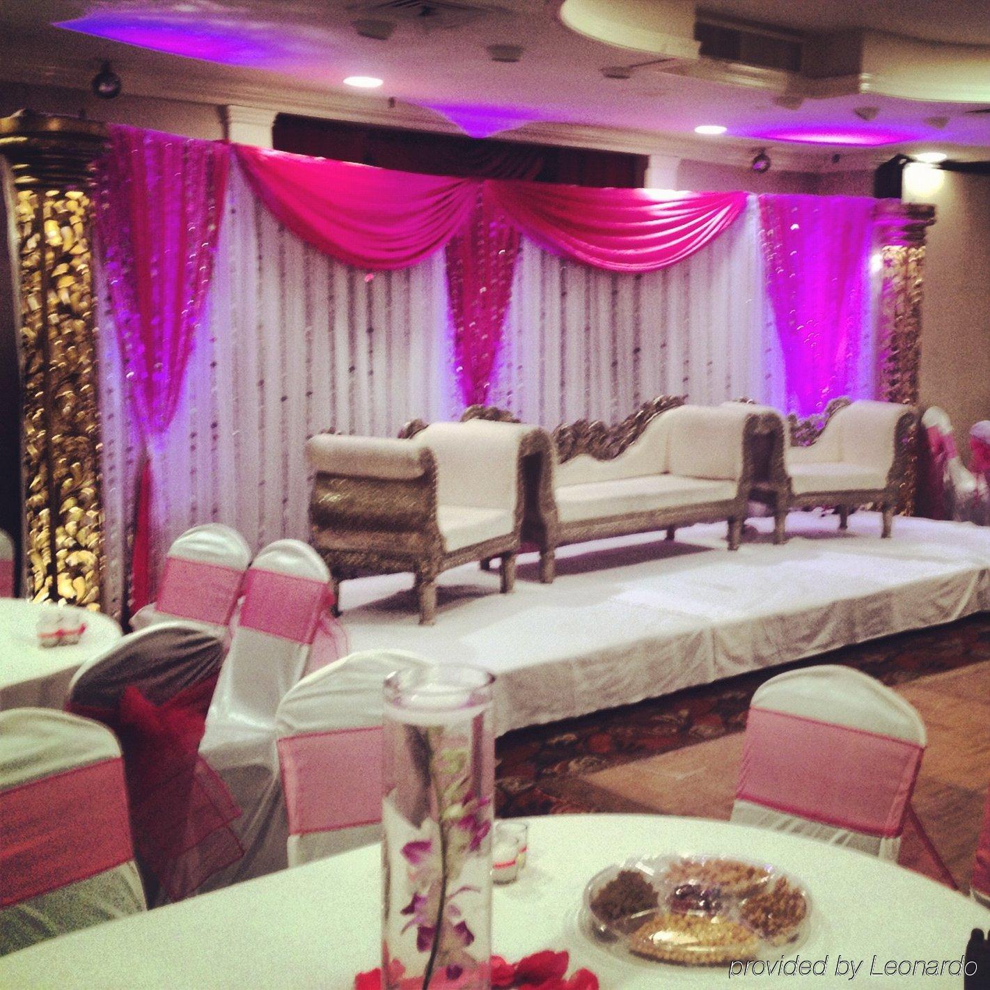 Adria Hotel&conference Center Hotel 3*