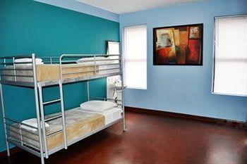 Broadway & Hostal