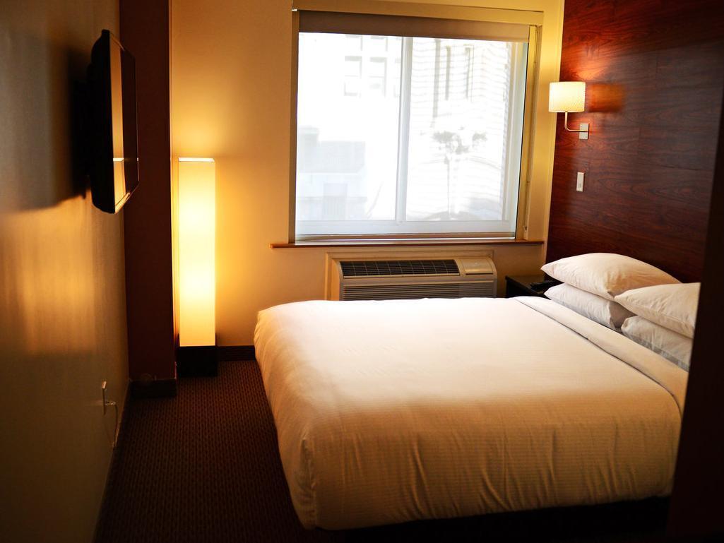 Lex Boutique Hotel
