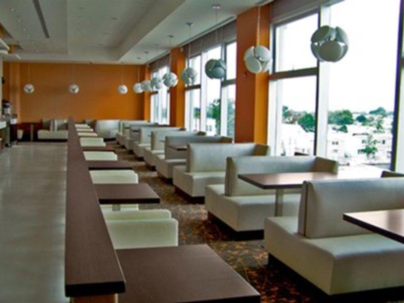 Hotel De Point