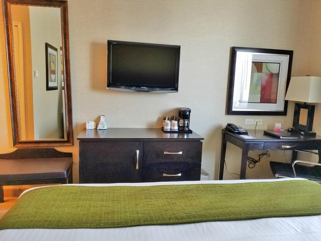 Western Plaza Hotel New York City