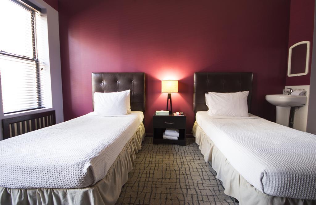 Hostal Broadway & Nueva York