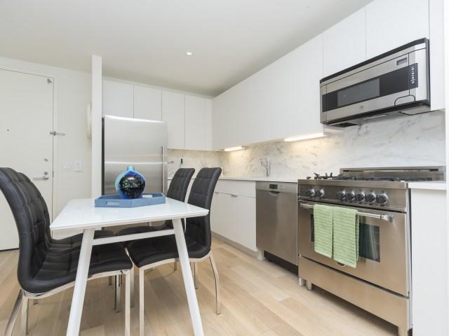 Times Square Luxury Suites Appartement *