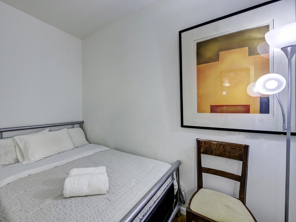 2 Bedroom Hell's Kitchen Appartement *