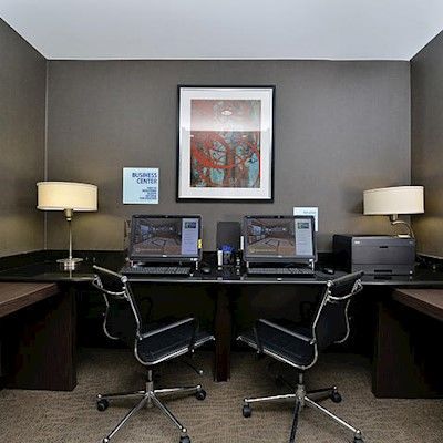 Express Kennedy Airport Hotel