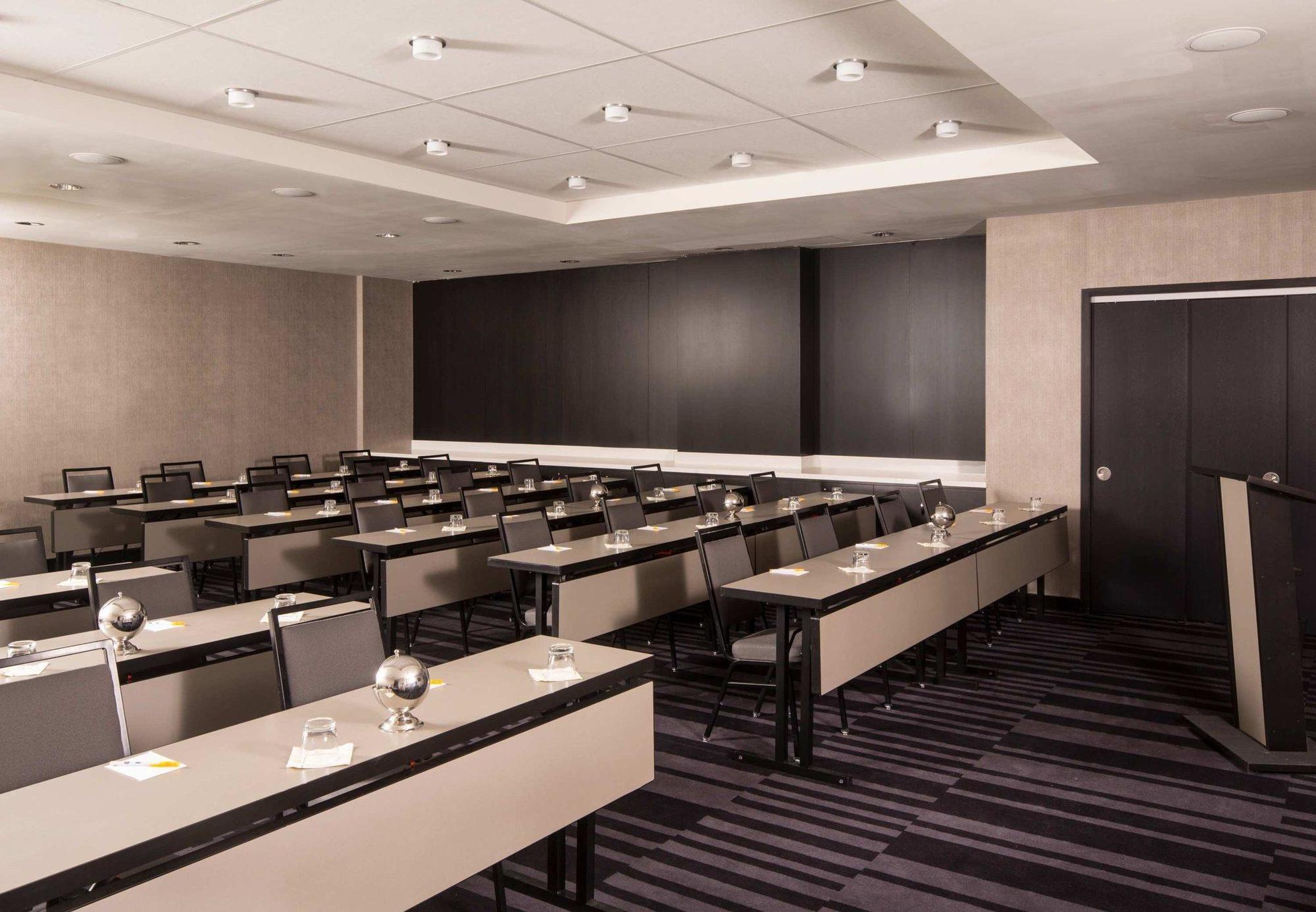 Hotel Courtyard By Marriott Manhattan/central Park New York City