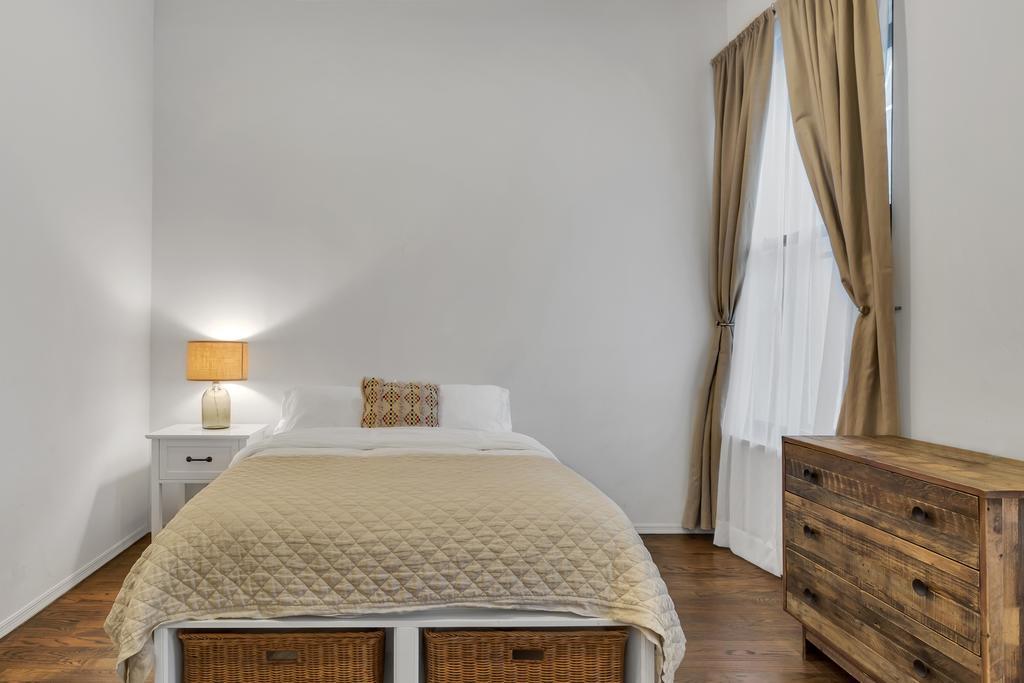 Appartamento 3/2 Columbus Circle #3 *