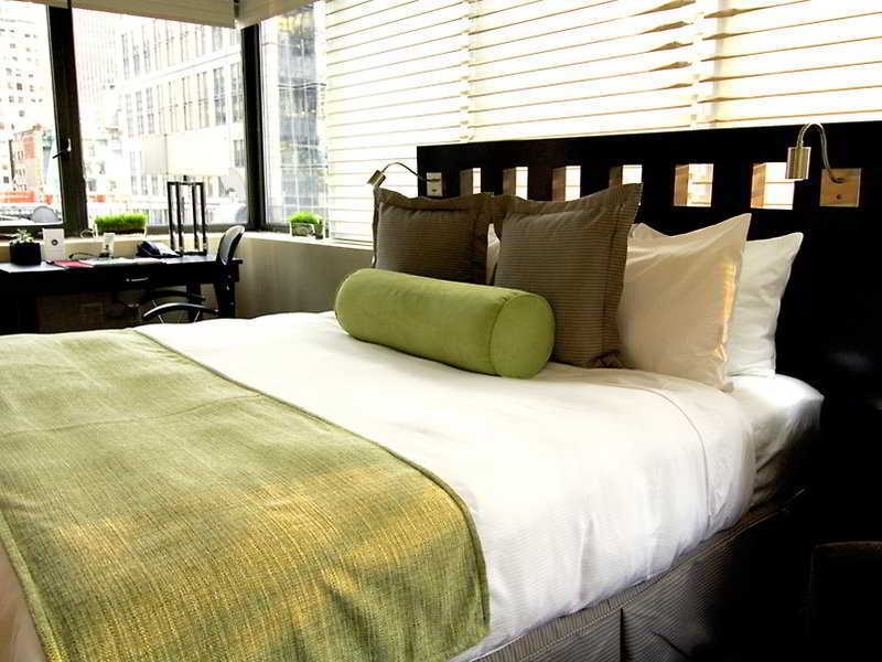 Aura Times Square Newly Renovated 4* New York