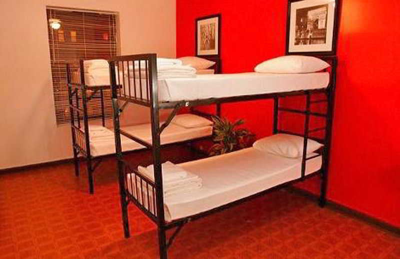 Broadway & Hostal