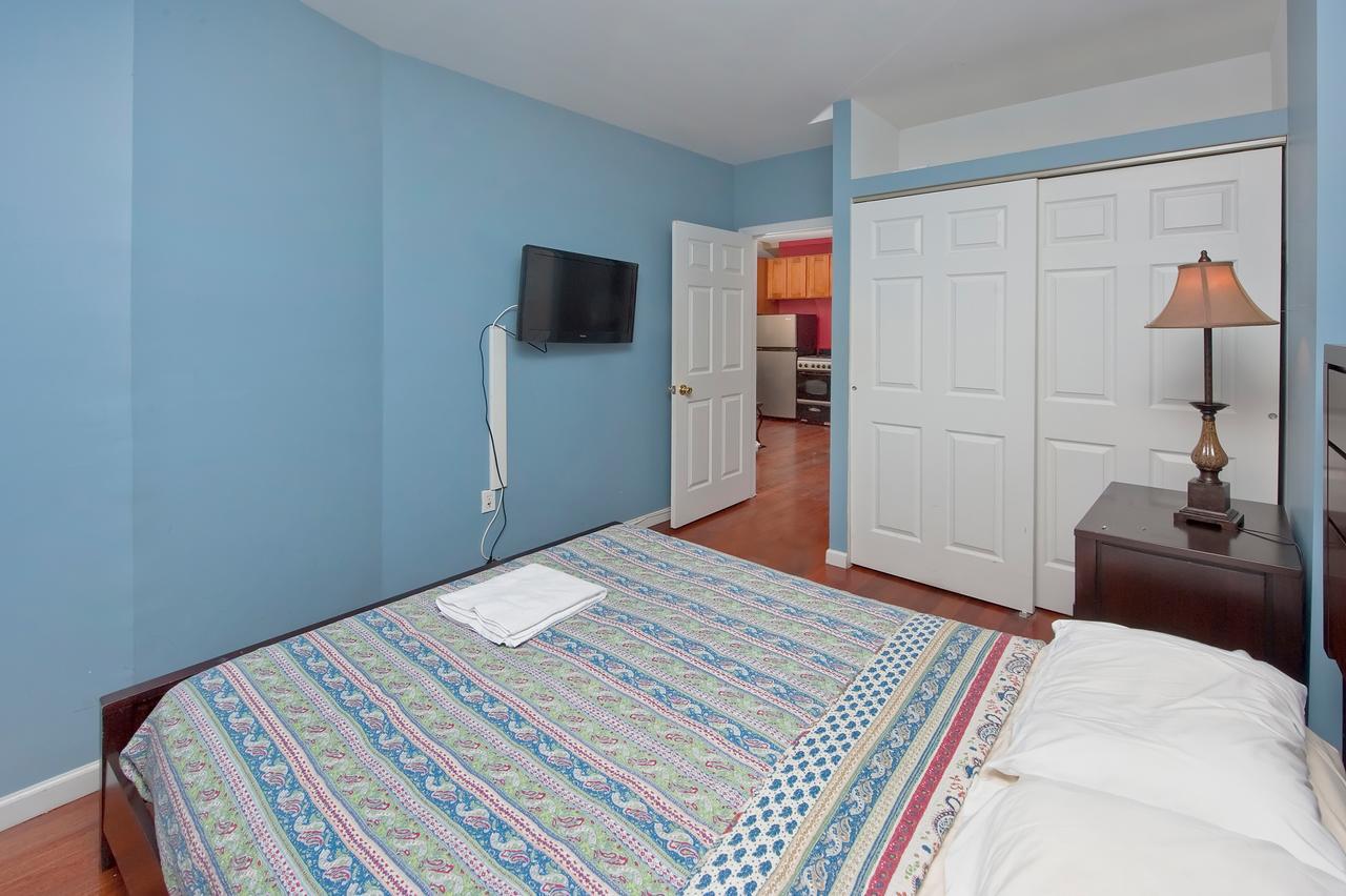 Upper East Suites Apartamento *