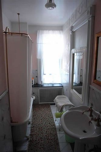 Place 2* New York City