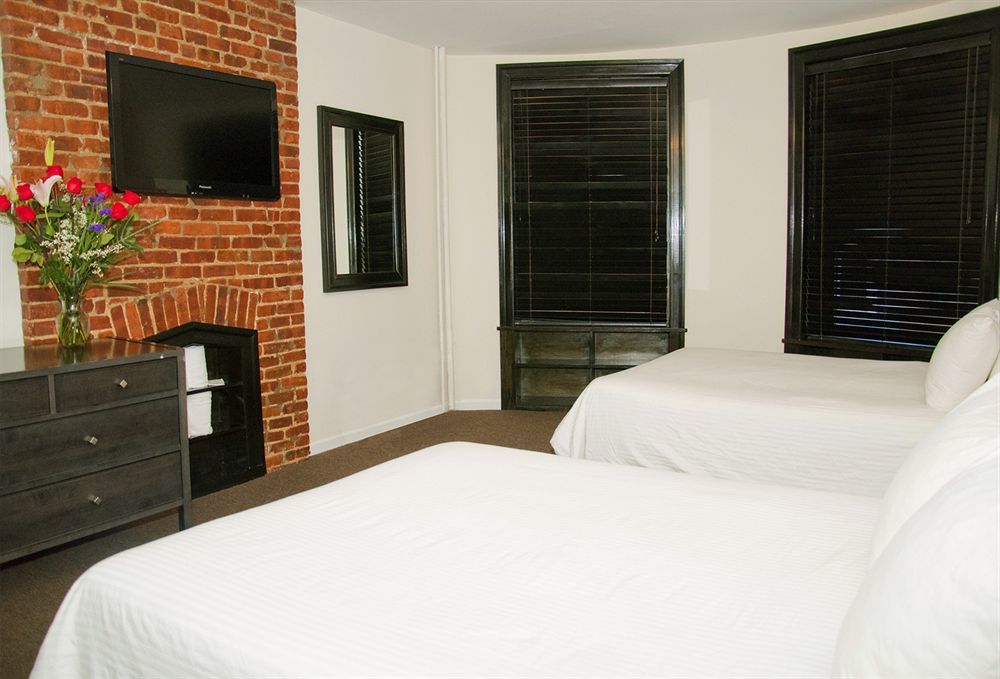 Royal Park Hostel New York City