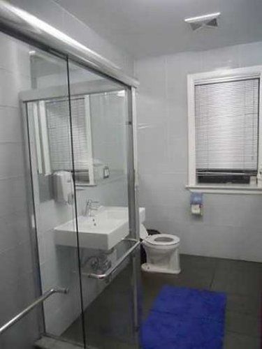 Park West Albergue