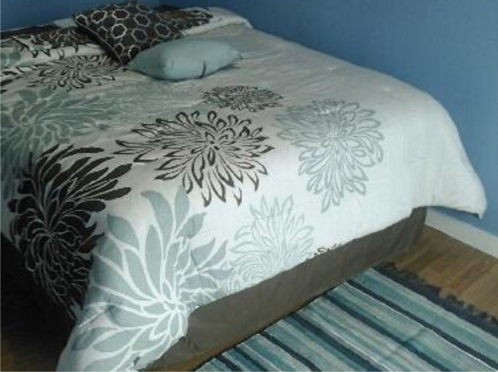 Oyo Bed And Breakfast Acomodação com café da manhã 