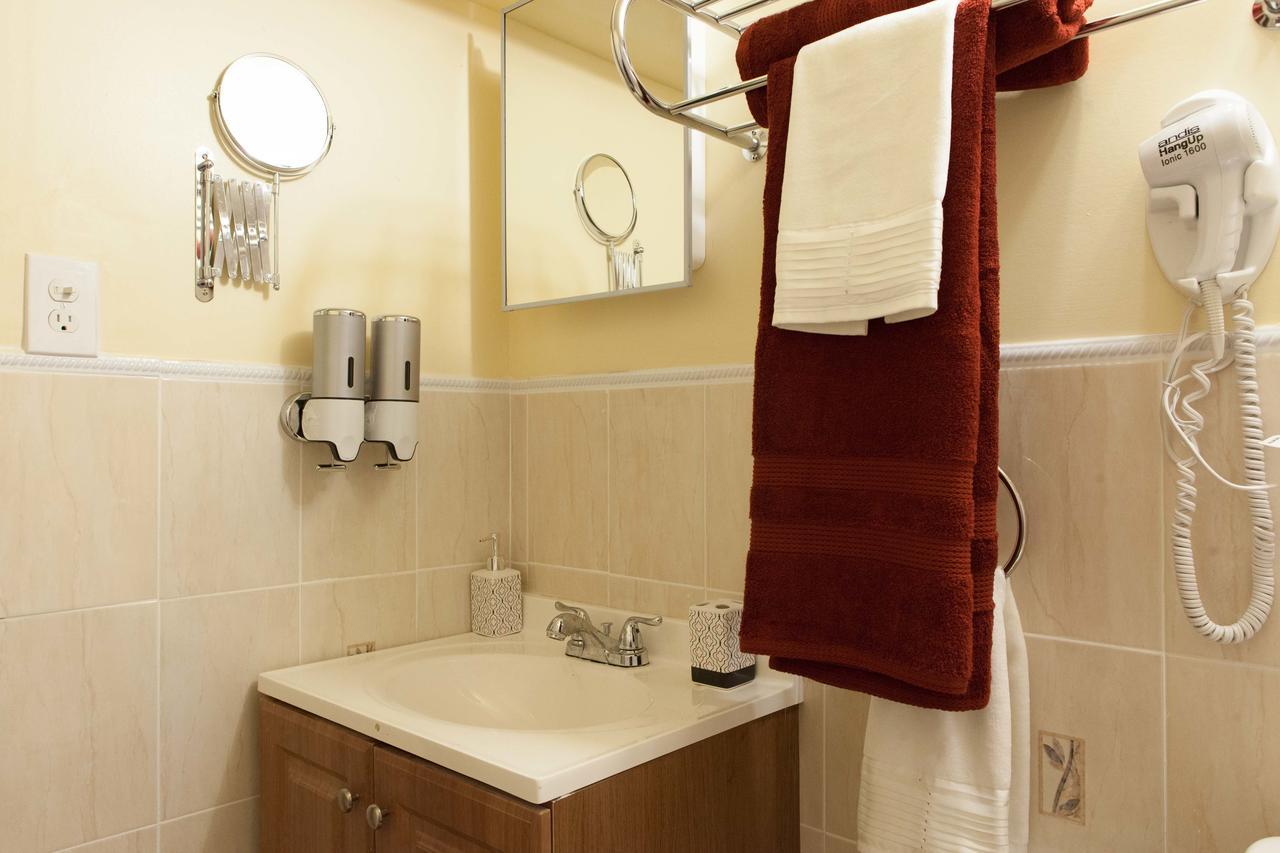 Studio, One And Two Bedroom - Bronx *