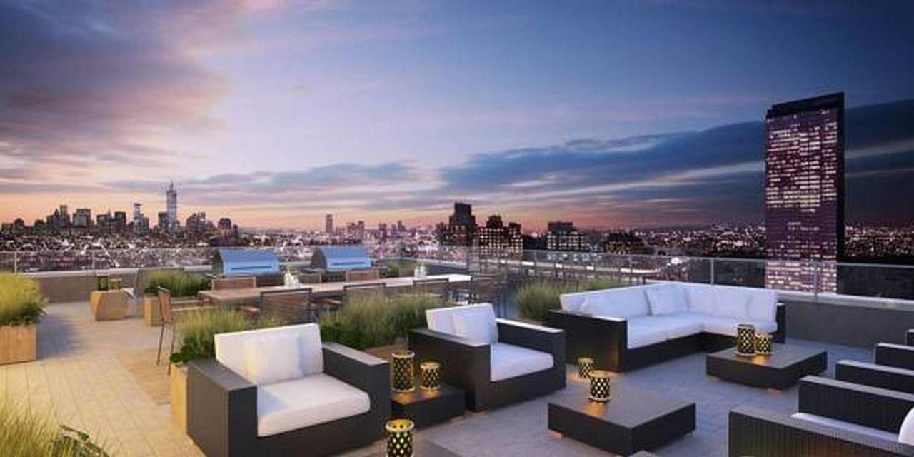 Times Square Lux Highrise *