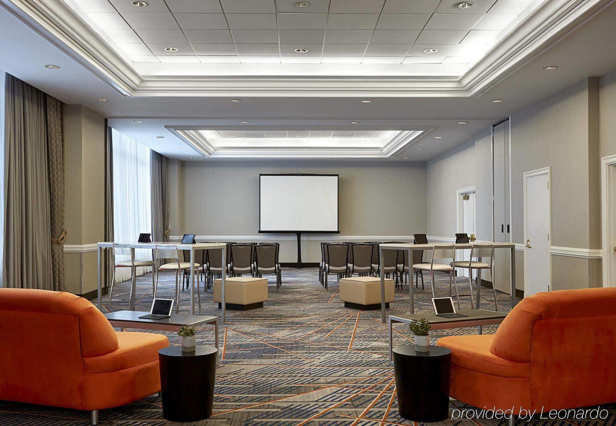 Hotel Marriott At The Brooklyn Bridge 4*