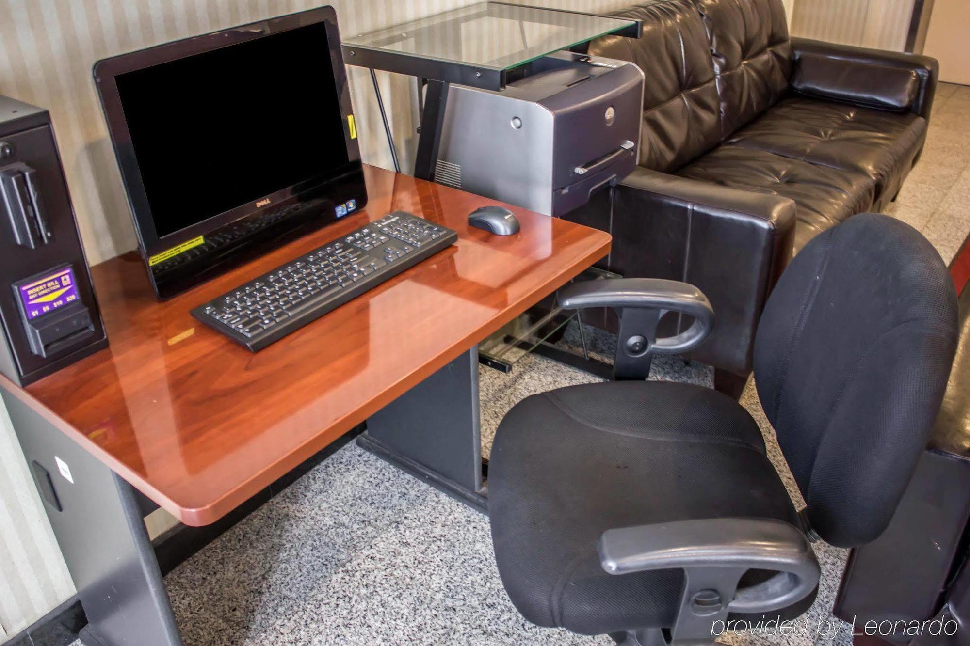 Comfort Jfk Airport 2* New York City