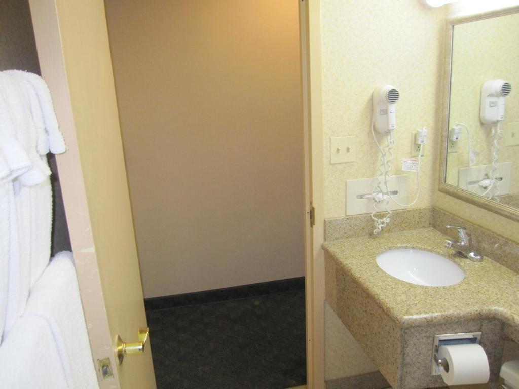 Comfort Jfk Airport Hotel New York City