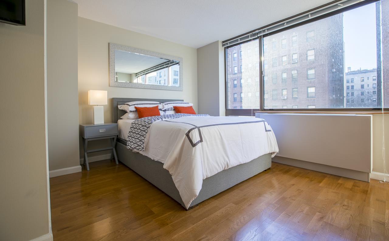 Brand New, Luxury Alcove Studio , Full Service Building