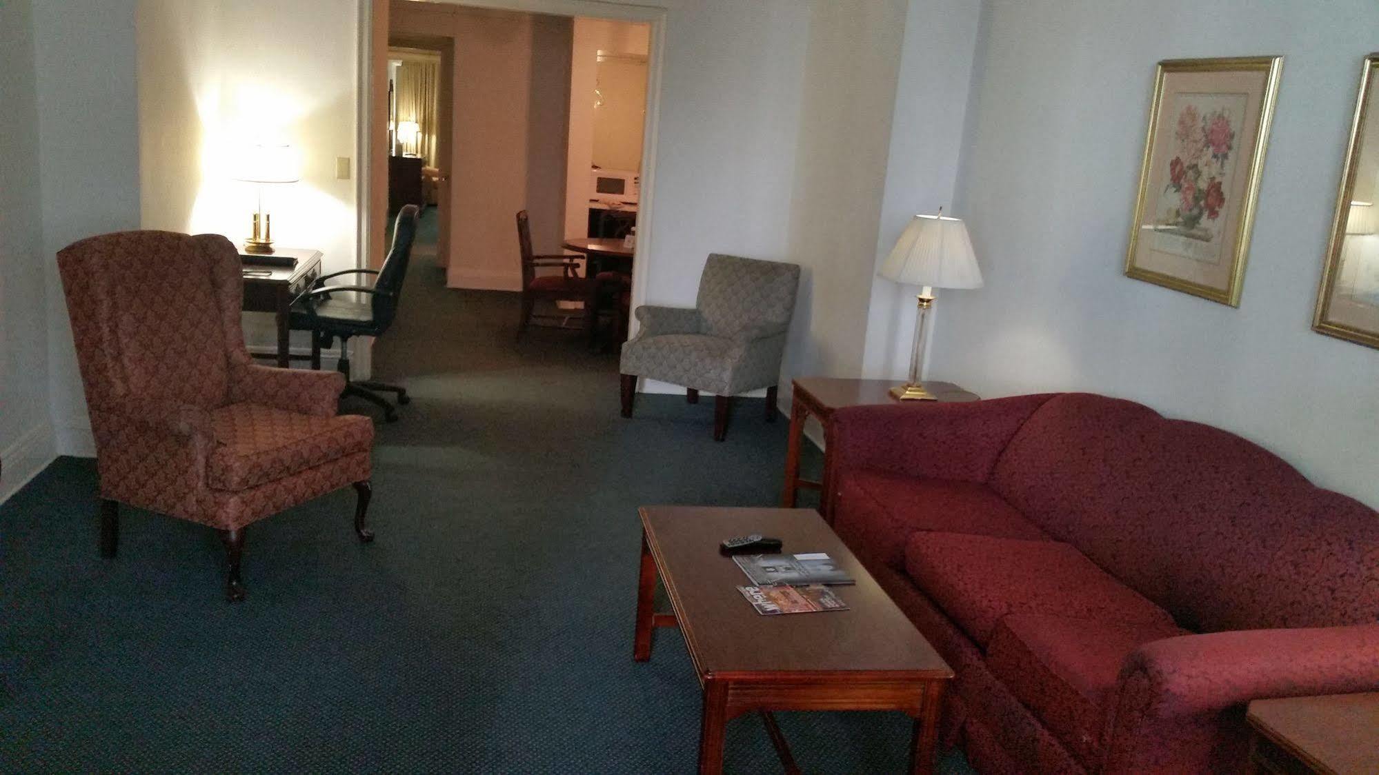 Salisbury 3* New York