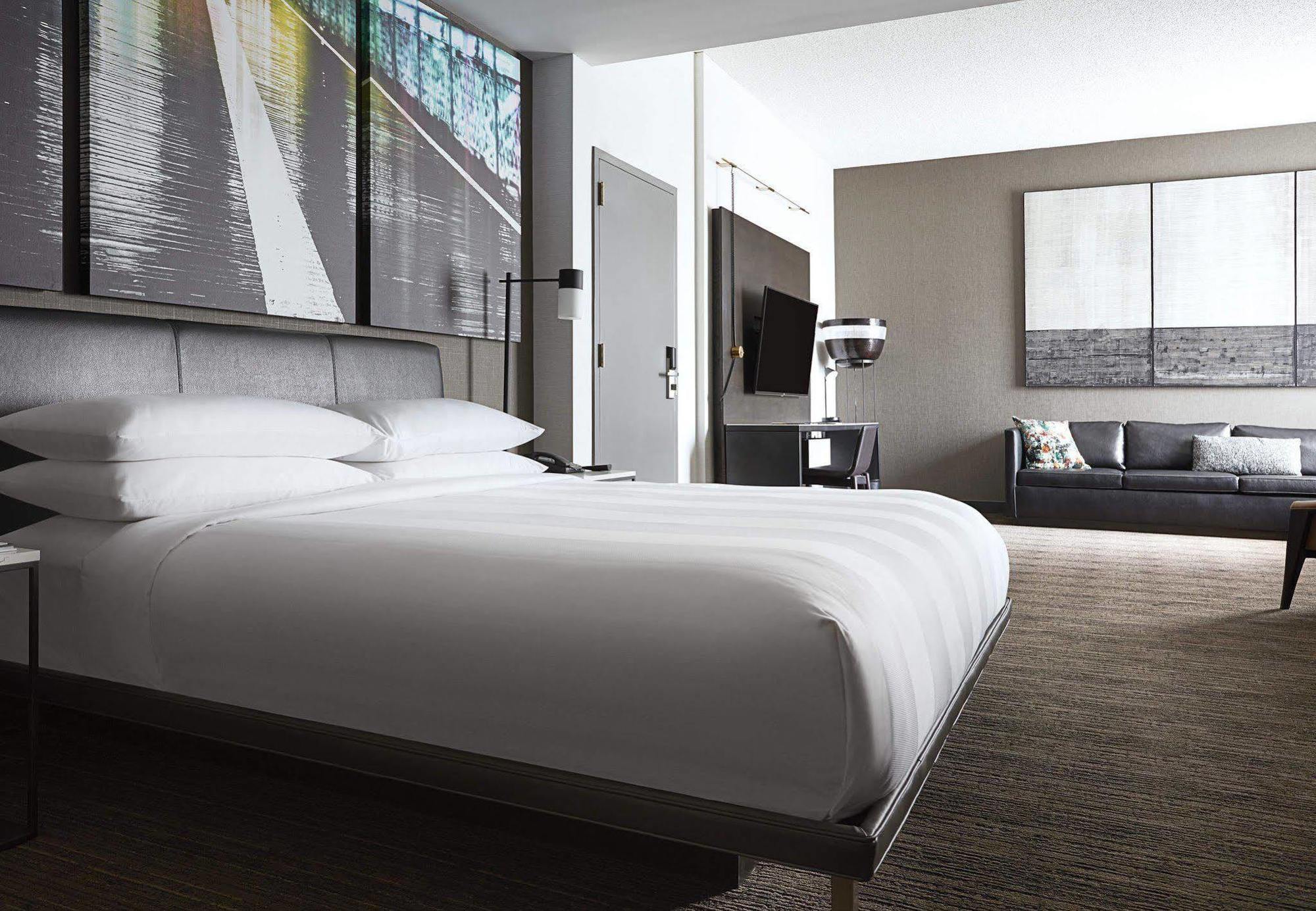 Marriott At The Brooklyn Bridge Hotel